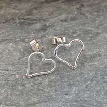 Small heart shaped silver stud earrings - Image 2