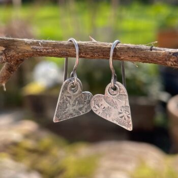 Sterling silver patterned heart earrings - Image 2