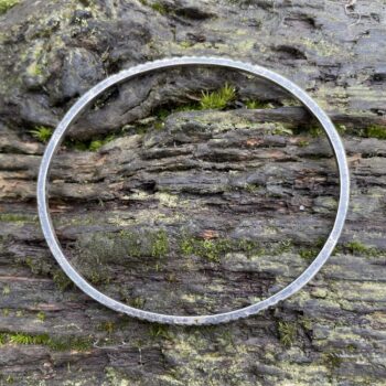 Sterling silver oval bangle with carved pattern - Image 5