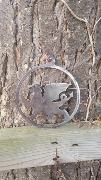 Dragon in a disc - Door hanger - Image 3