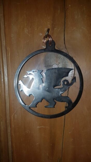 Dragon in a disc - Door hanger - Image 2