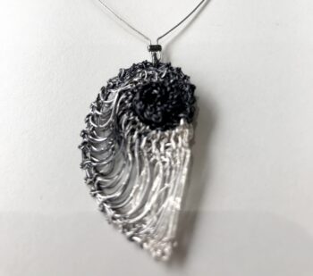 Monotone Spiral Pendant