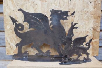 Metal Welsh Dragon 50cm x 37.5cm - Image 3