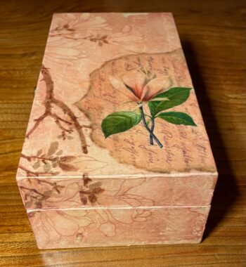 Magnolia Old Letter decoupaged jewellery box - Image 4