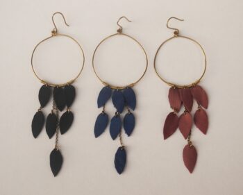 Brass and leather leaf earrings - Image 5