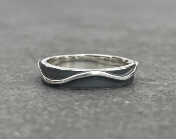 Silver Wave Oxidised Ring - Image 3