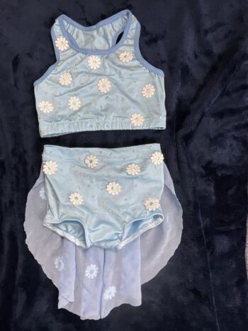 Pale blue daisy 2 piece lyrical dance costume - Image 5