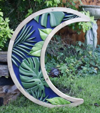 Crescent Moon Wall Décor - Wooden Moon with leaves