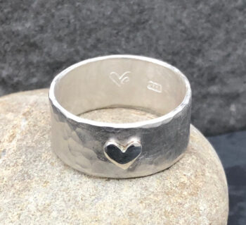 Chunky Heart Ring - Image 5