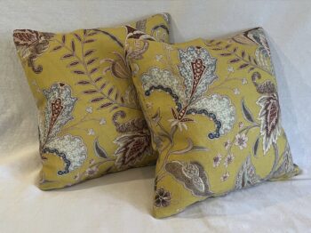 Pair of Yellow Fable Uhura Linen Scatter Cushions - Image 3