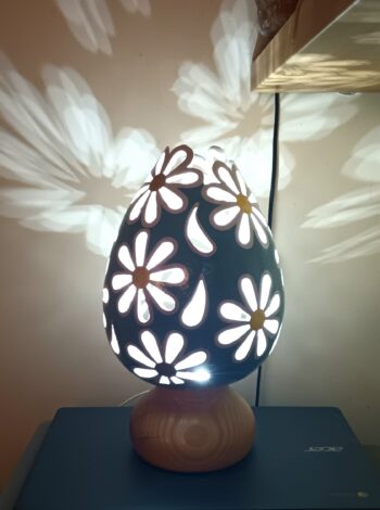 'Daisy' Gourd Lamp