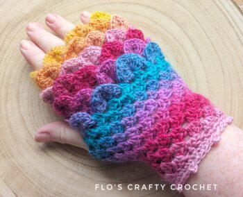 Dragon Scale Fingerless Gloves - Candy Floss (Pre Order only) - Image 2