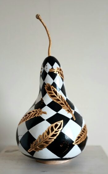 Golden Feathers Gourd Lamp